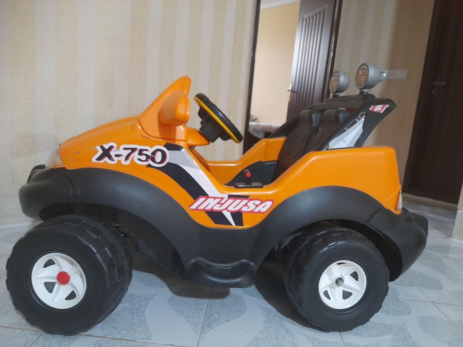 ماشین شارژ کم کاردرحدنو|اسباب‌‌بازی|نیشابور, شهرک جانبازان|دیوار