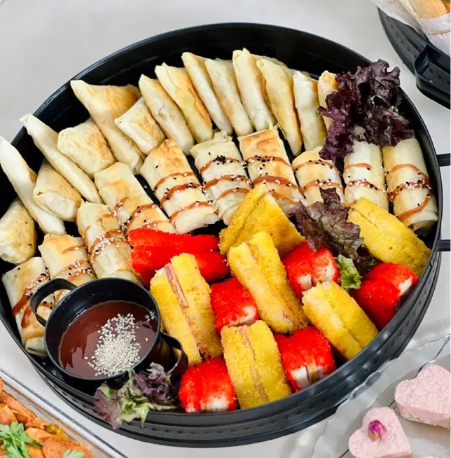 فینگرفود-انواع پک (دفاعیه)-غذاهای ایرانی و دسر|خدمات پذیرایی، مراسم|تهران, تهرانپارس غربی|دیوار