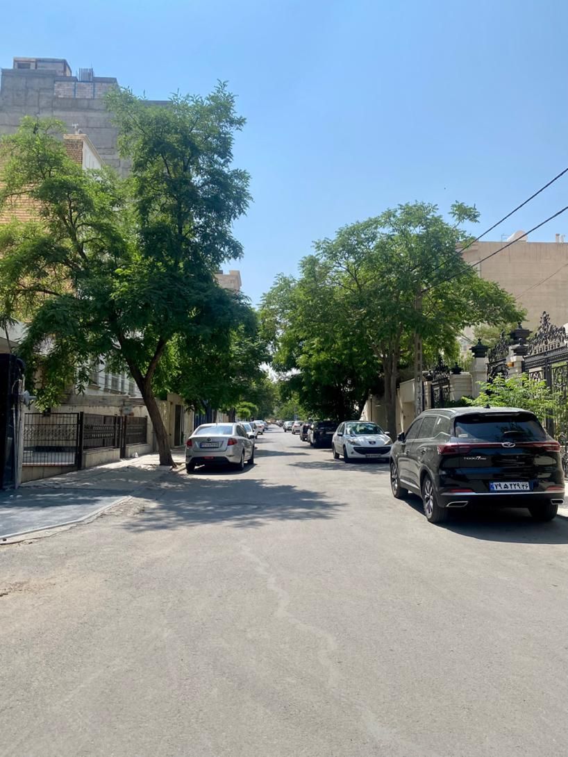سجاد ۵۲۰ متر زمین + ۷۰۰متر بنا / سکونت و ساخت ساز|فروش خانه و ویلا|مشهد, سجاد شهر|دیوار