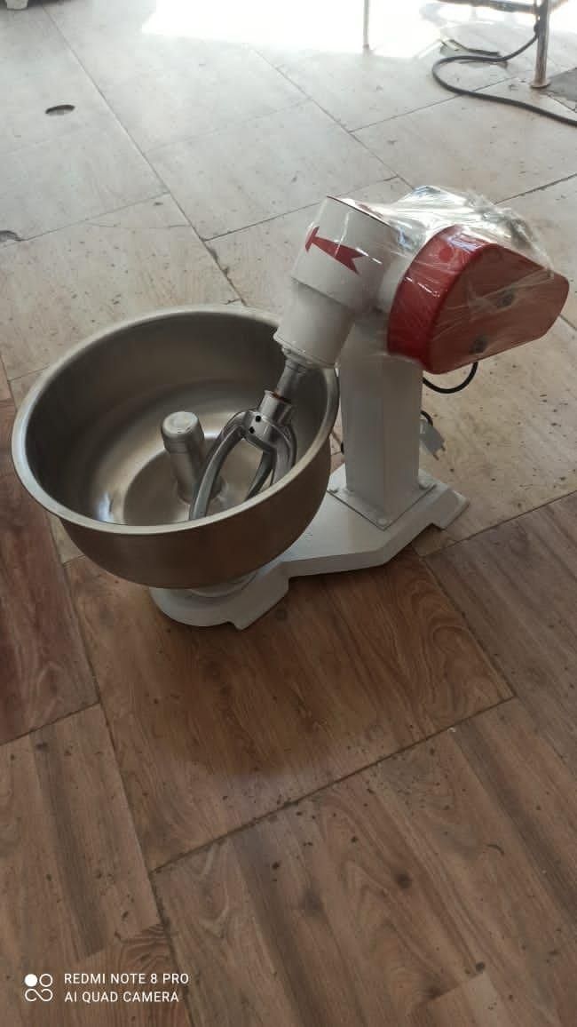 همزن ارد وخمیرگیر قصرسوگا|خردکن، آسیاب، غذاساز|مشهد, هنرور|دیوار