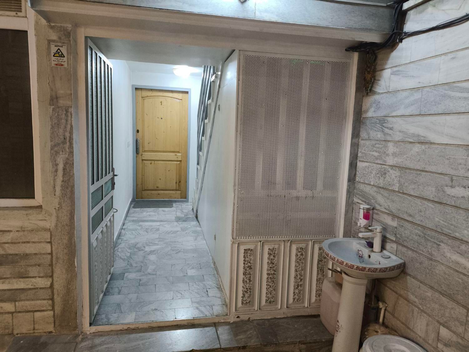 اجاره روزانه/هفتگی/ماهانه آپارتمان ، سوییت|اجارهٔ کوتاه‌مدت آپارتمان و سوئیت|تهران, نازی‌آباد|دیوار