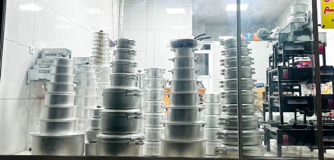 ظروف روی )رویی( )روحی( آلومینیوم|ظروف پختوپز|یزد, |دیوار