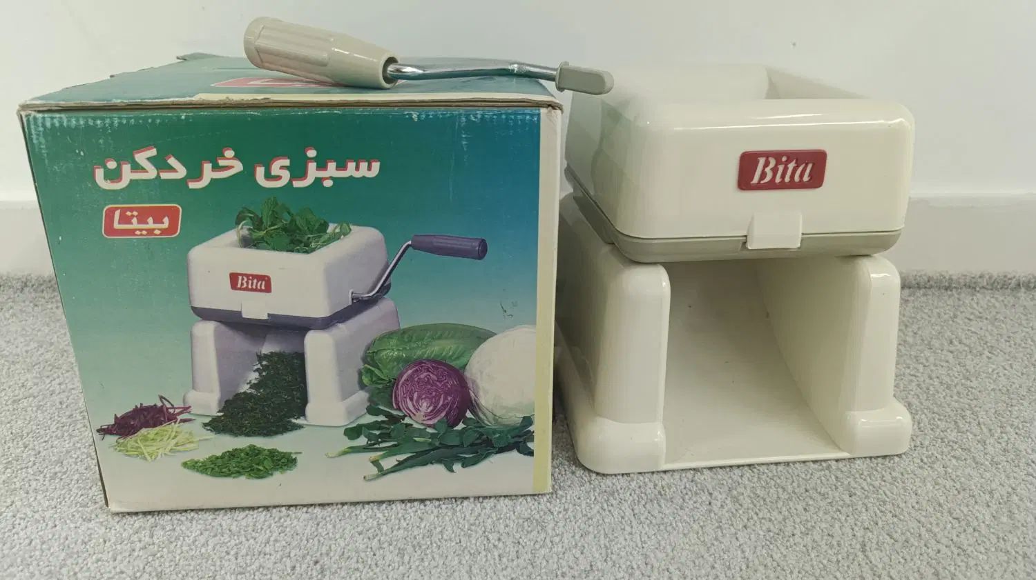 سبزی خرد کن قدیمی،مقاوم،کاملا نو با جعبه سالم|ظروف پخت‌وپز|لار, |دیوار