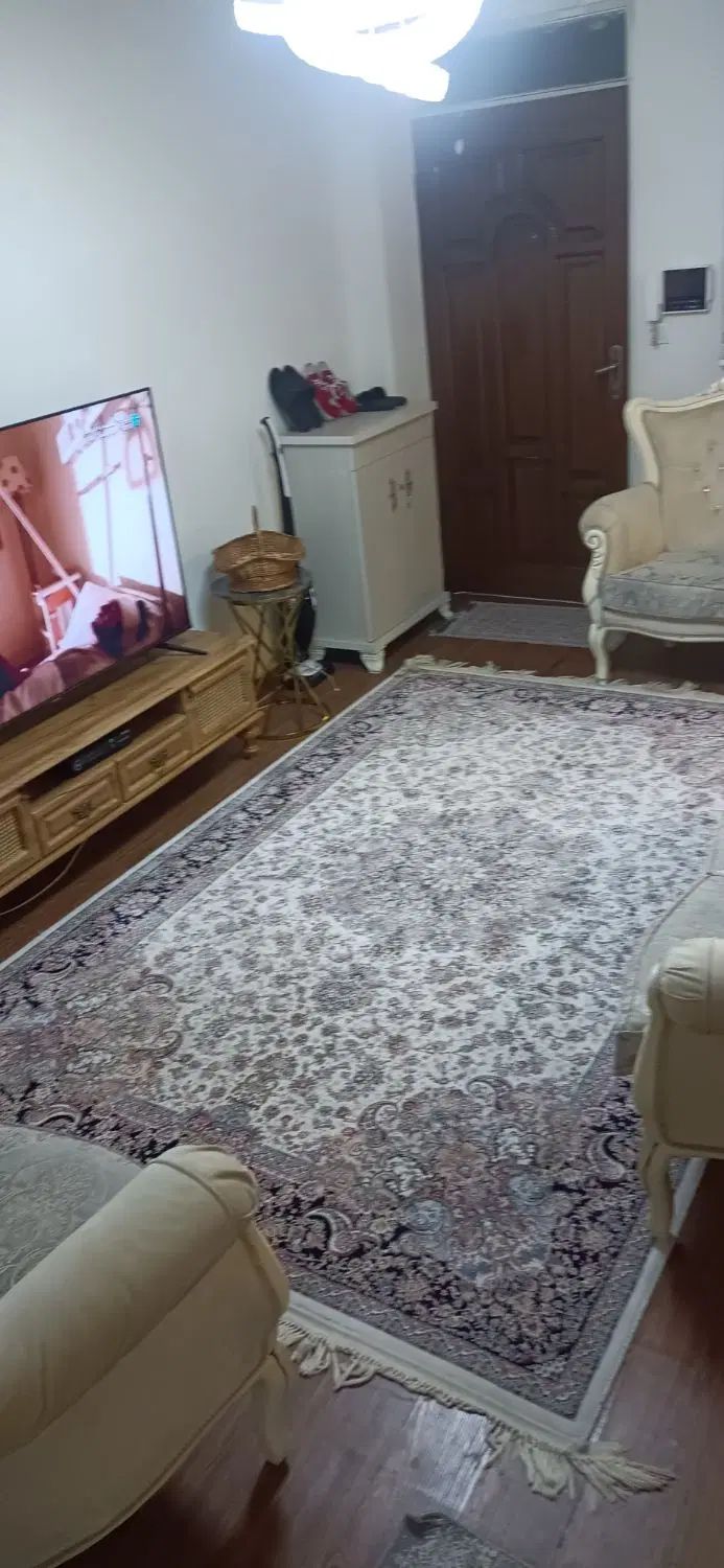 فرش ۶ متری هزار گل گل ابریشم|فرش|تهران, باشگاه نفت|دیوار