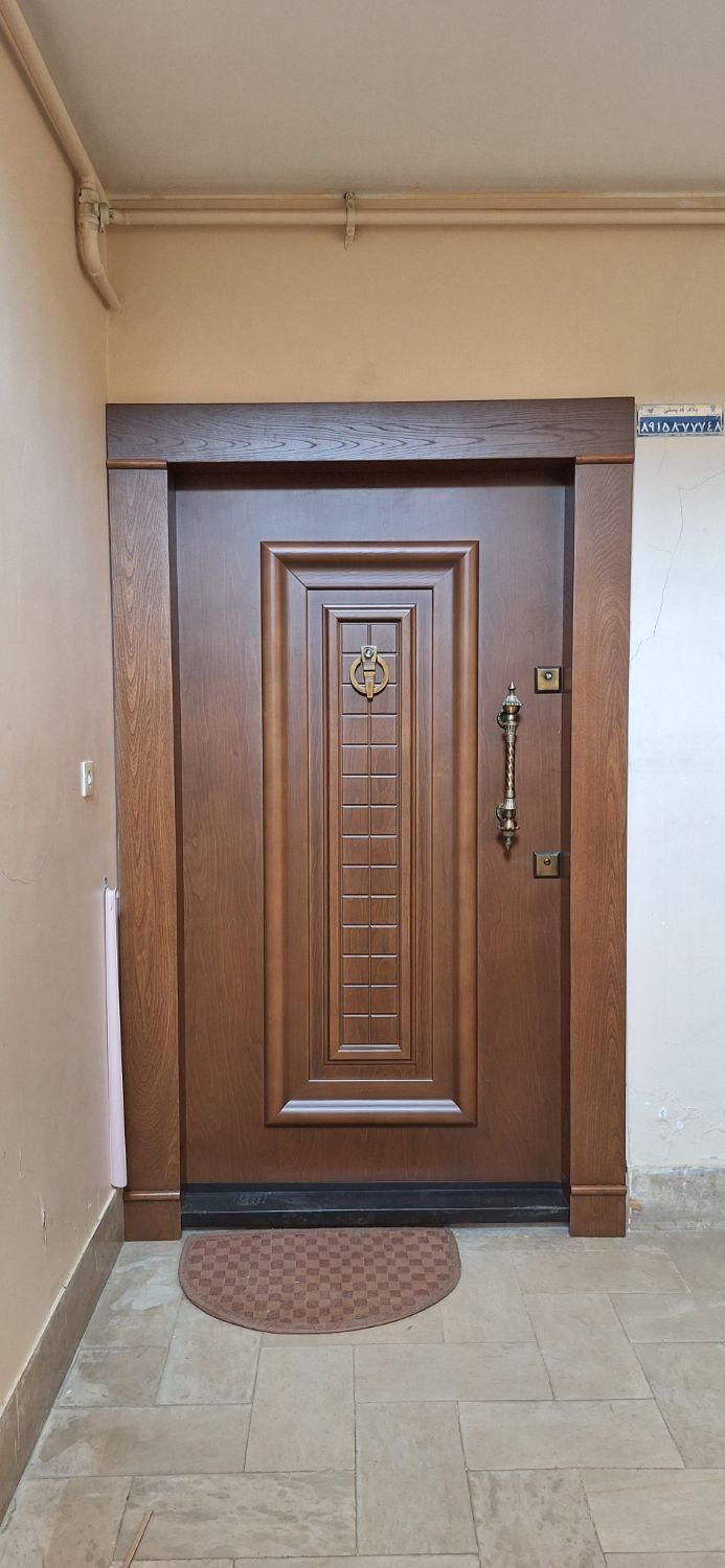 درب چوبی اتاقی و کمدی|مصالح و تجهیزات ساختمان|یزد, |دیوار