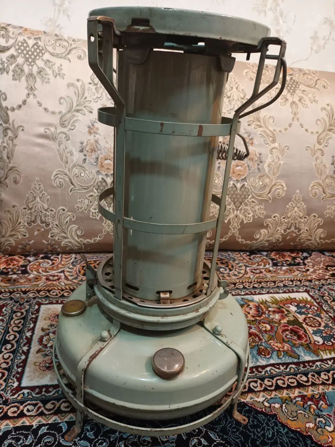 چراغ علاالدین ،چراغ نفتی ، آنتیک|بخاری، هیتر، شومینه|تهران, نیروی هوایی (پیروزی)|دیوار