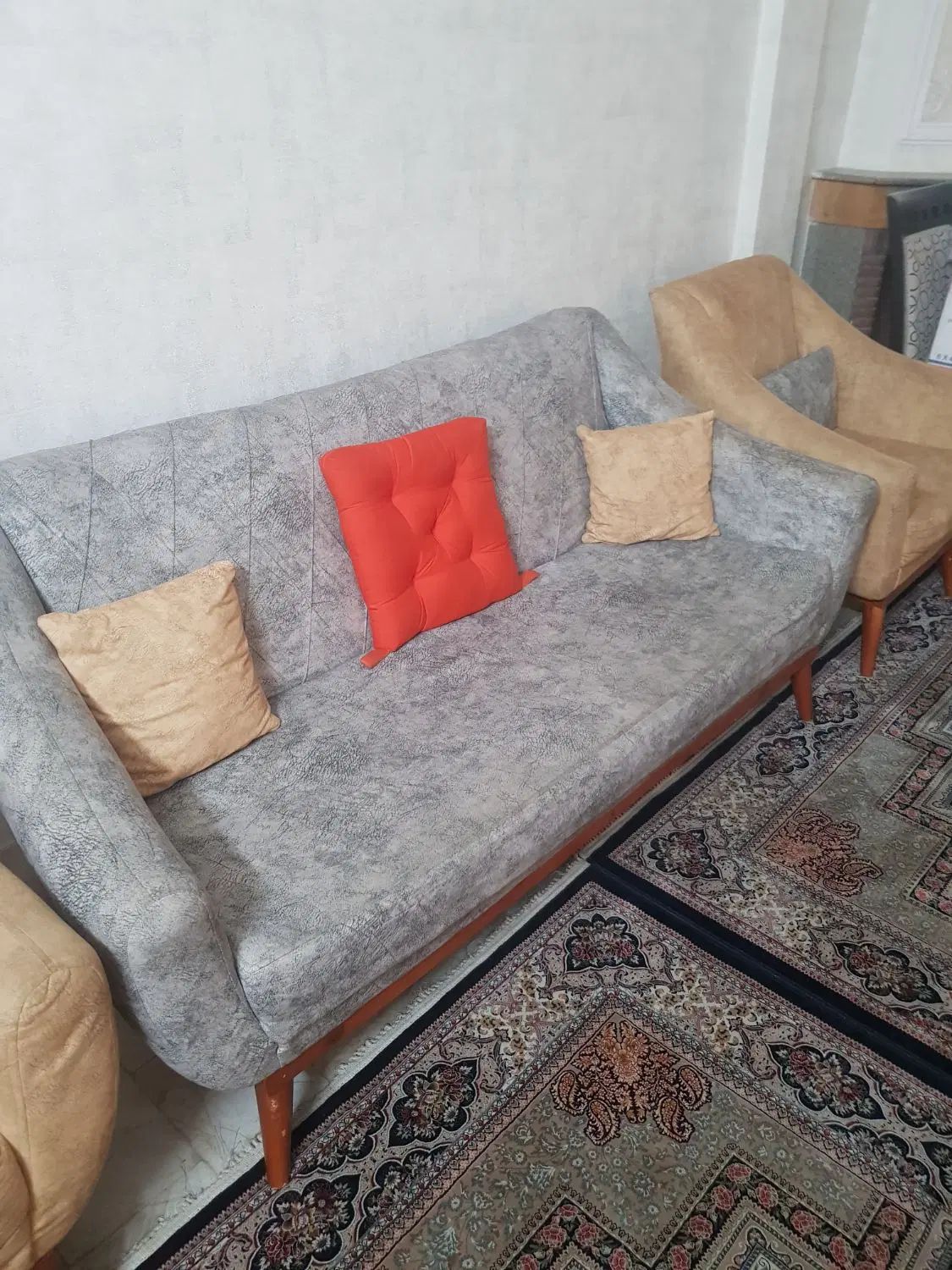 مبلمان ۵نفره راحتی بامیزتلویزیون میزعسلی|مبلمان خانگی و میز عسلی|ری, منصوریه منگل|دیوار