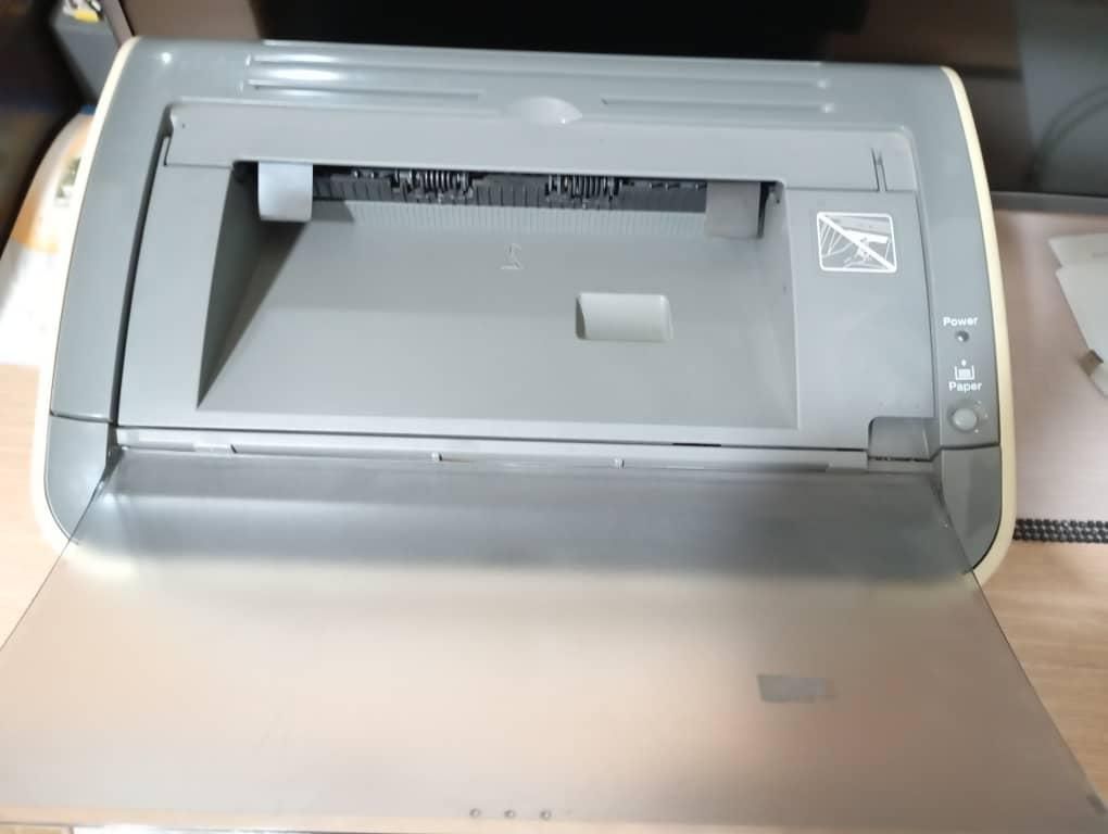 پرینتر لیزری ۲۹۰۰ کانن کم کارکرد خانگی|پرینتر، اسکنر، کپی، فکس|تبریز, |دیوار