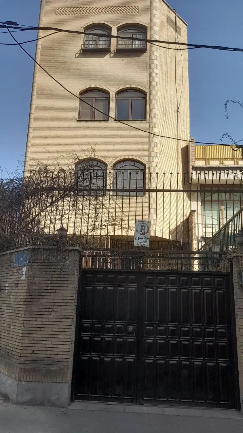 ۱۳۰۰متر دربستی جمالزاده شمالی تقاطع فاطمی غربی|اجارهٔ دفتر کار، اتاق اداری، مطب|تهران, نصرت|دیوار