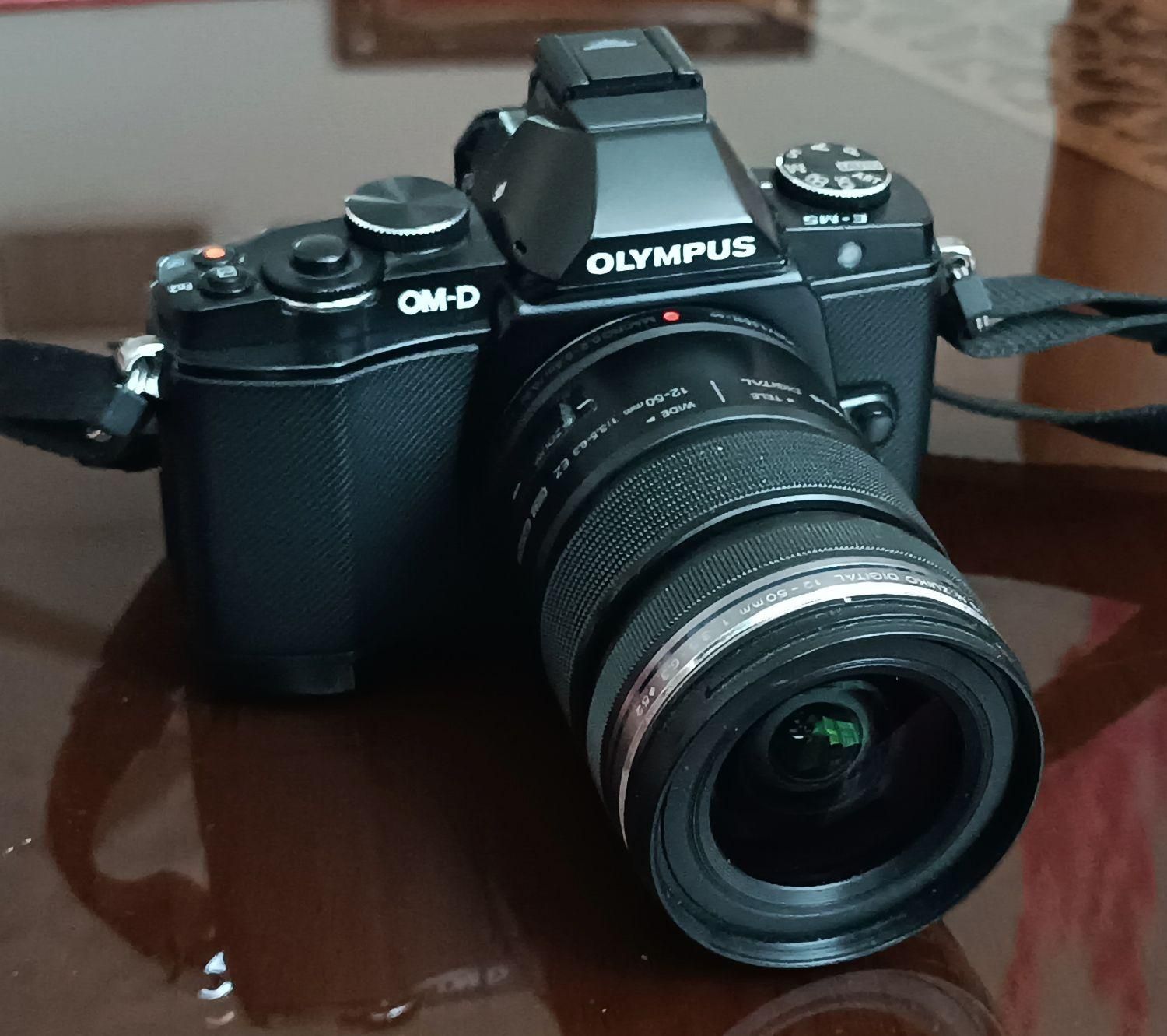 دوربین بدون آینه اولمپوس OLYMPUS E.M5|دوربین عکاسی و فیلم‌برداری|یزد, |دیوار
