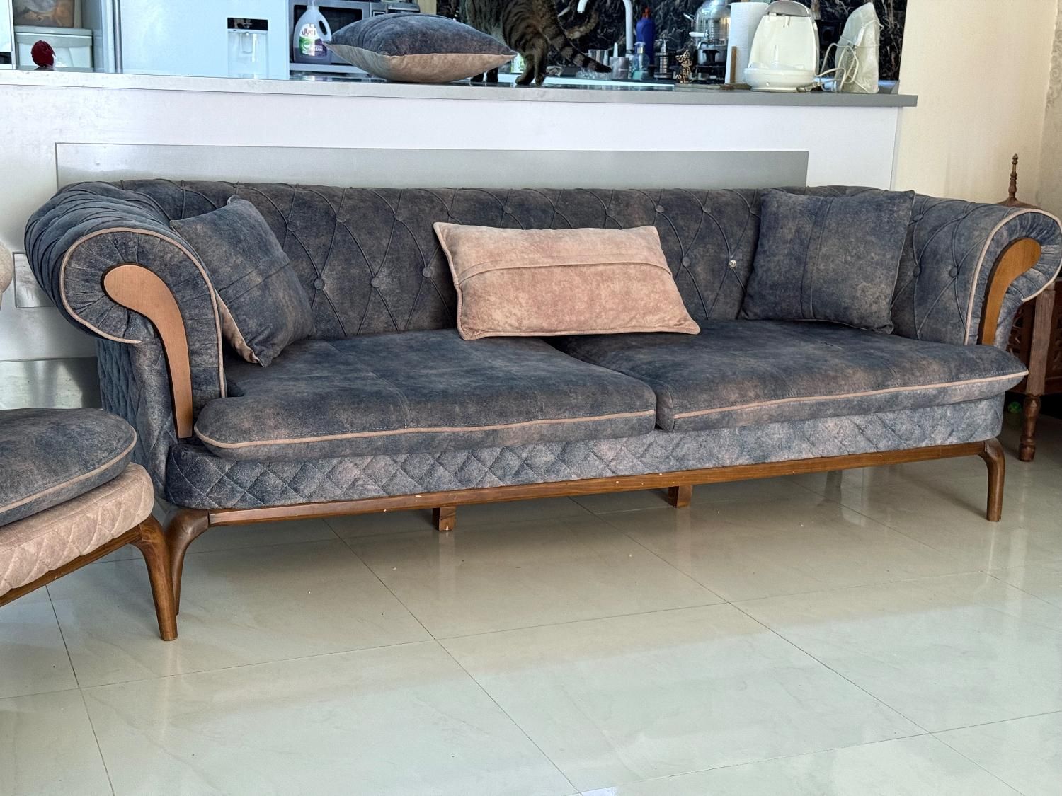 مبل چستر ۸ نفره با کیفیت|مبلمان خانگی و میز عسلی|خمینی‌شهر, |دیوار