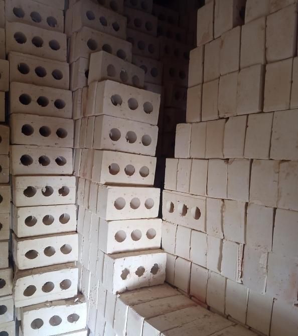 اجر سه گل/آجر سه سوراخ/اجر سفال سوراخ دار|عمده‌فروشی|کهنوج, |دیوار