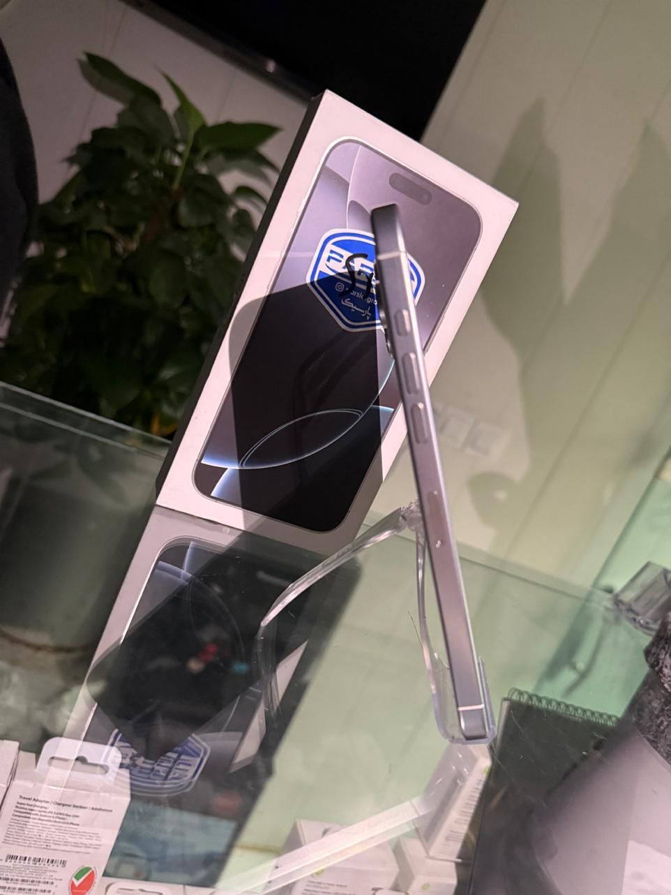 اپل iPhone 16 Pro Max با حافظهٔ ۲۵۶ گیگابایت|موبایل|کرج, کوی امامیه|دیوار