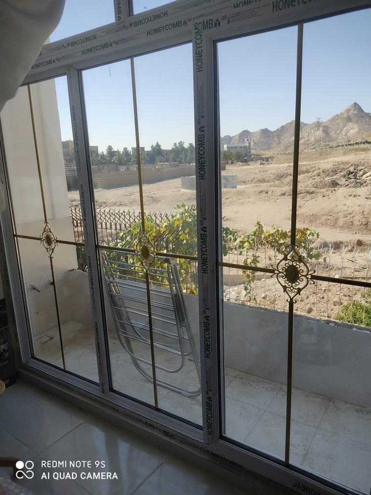 شیشه بری (سایر نقاط شهر)|خدمات پیشه و مهارت|مشهد, کوشش|دیوار