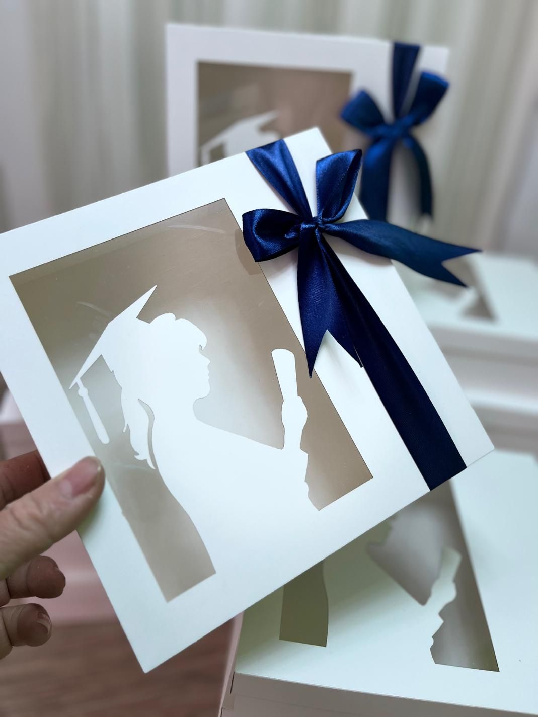 پک دفاعیه/باکس فارغ التحصیلی|صنایع دستی و سایر لوازم تزئینی|قم, باجک سه|دیوار