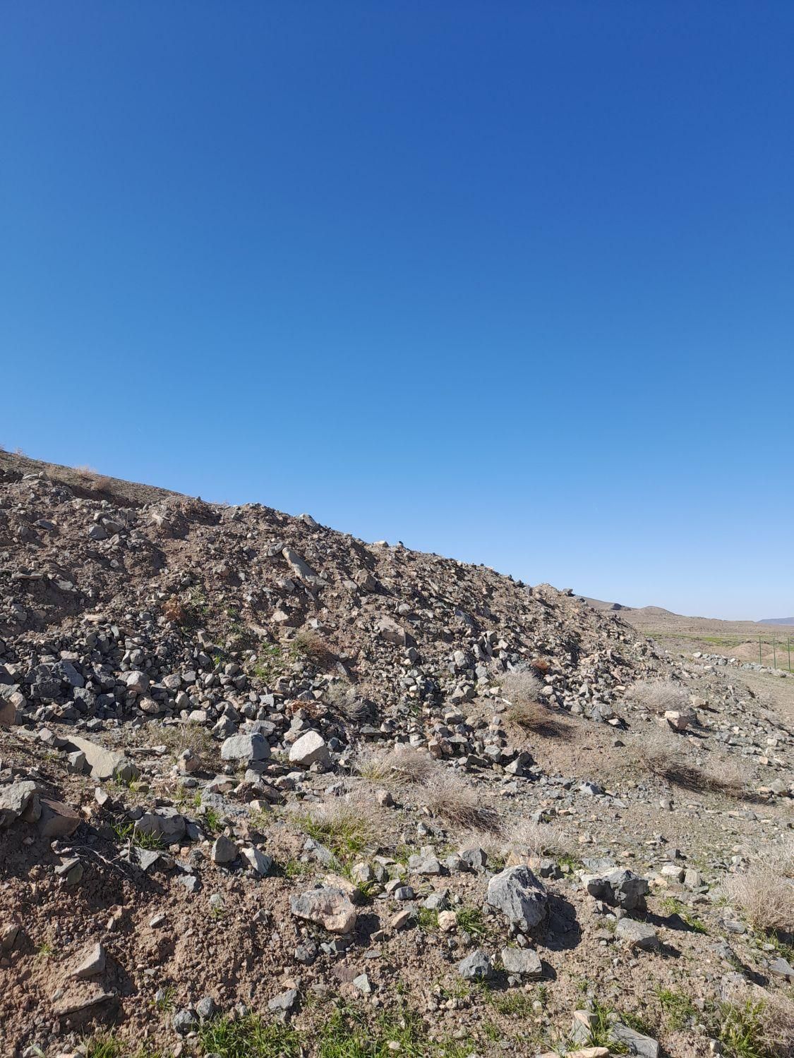 فروش زمین ۵۹۰ متری در روستای زواریان|فروش زمین و ملک کلنگی|قم, قلعه یزدیها|دیوار