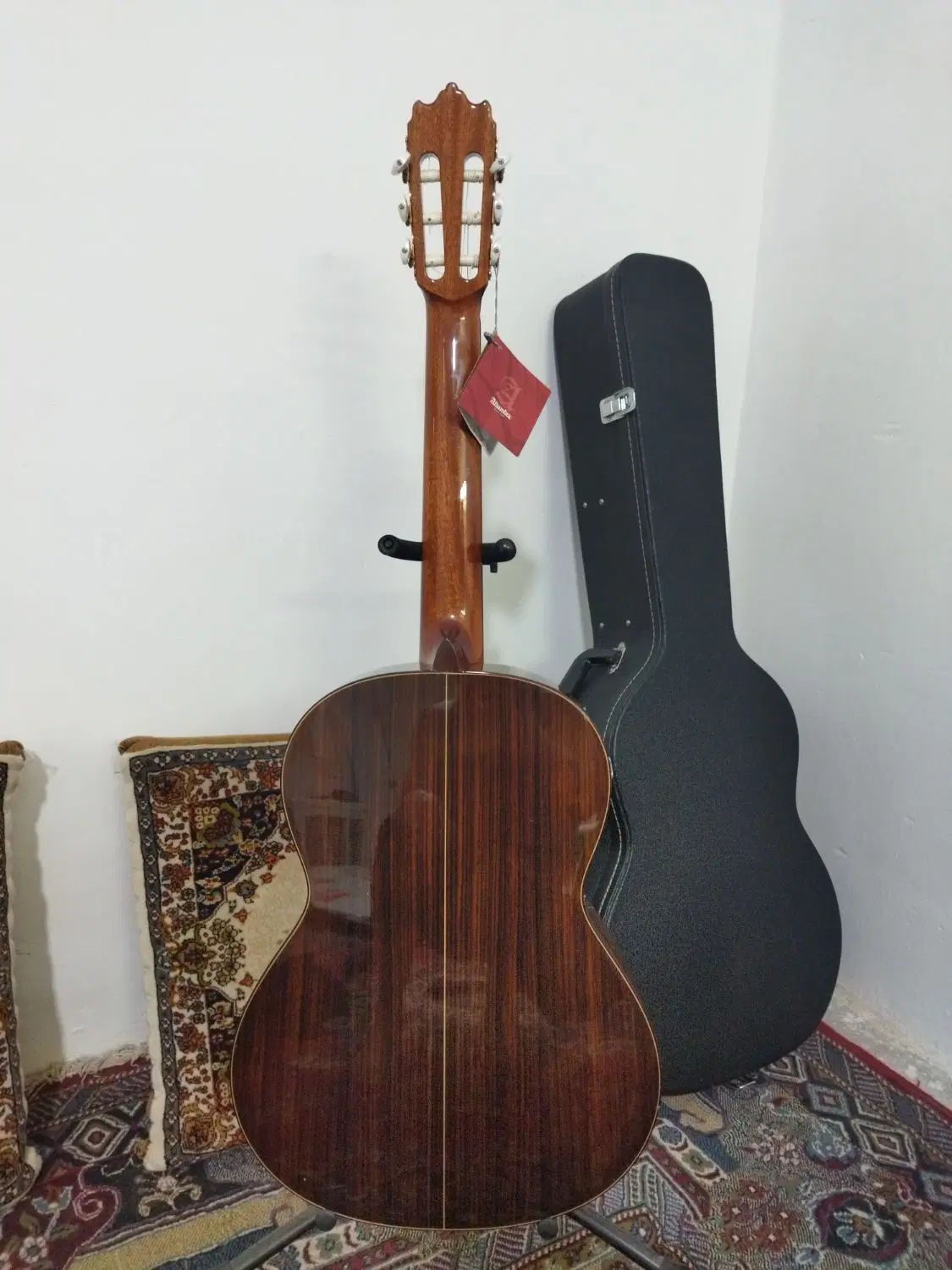 گیتار اسپانیایی کلاسیک فلامنکو الحمبرا Alhambra P4|گیتار، بیس، امپلیفایر|قوچان, |دیوار