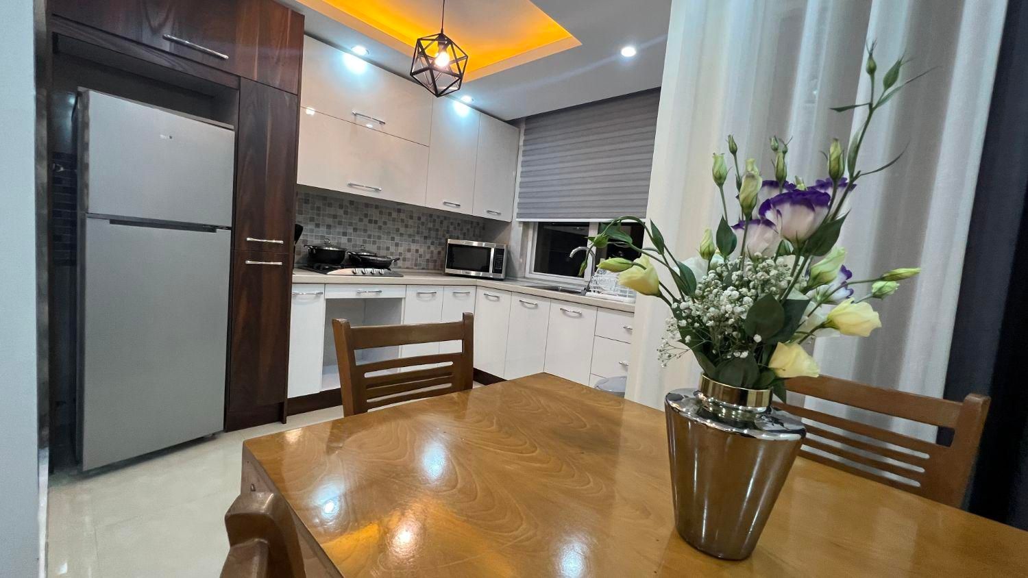 اجاره آپارتمان مبله ولیعصر انقلاب|اجارهٔ کوتاه‌مدت آپارتمان و سوئیت|تهران, جمهوری|دیوار