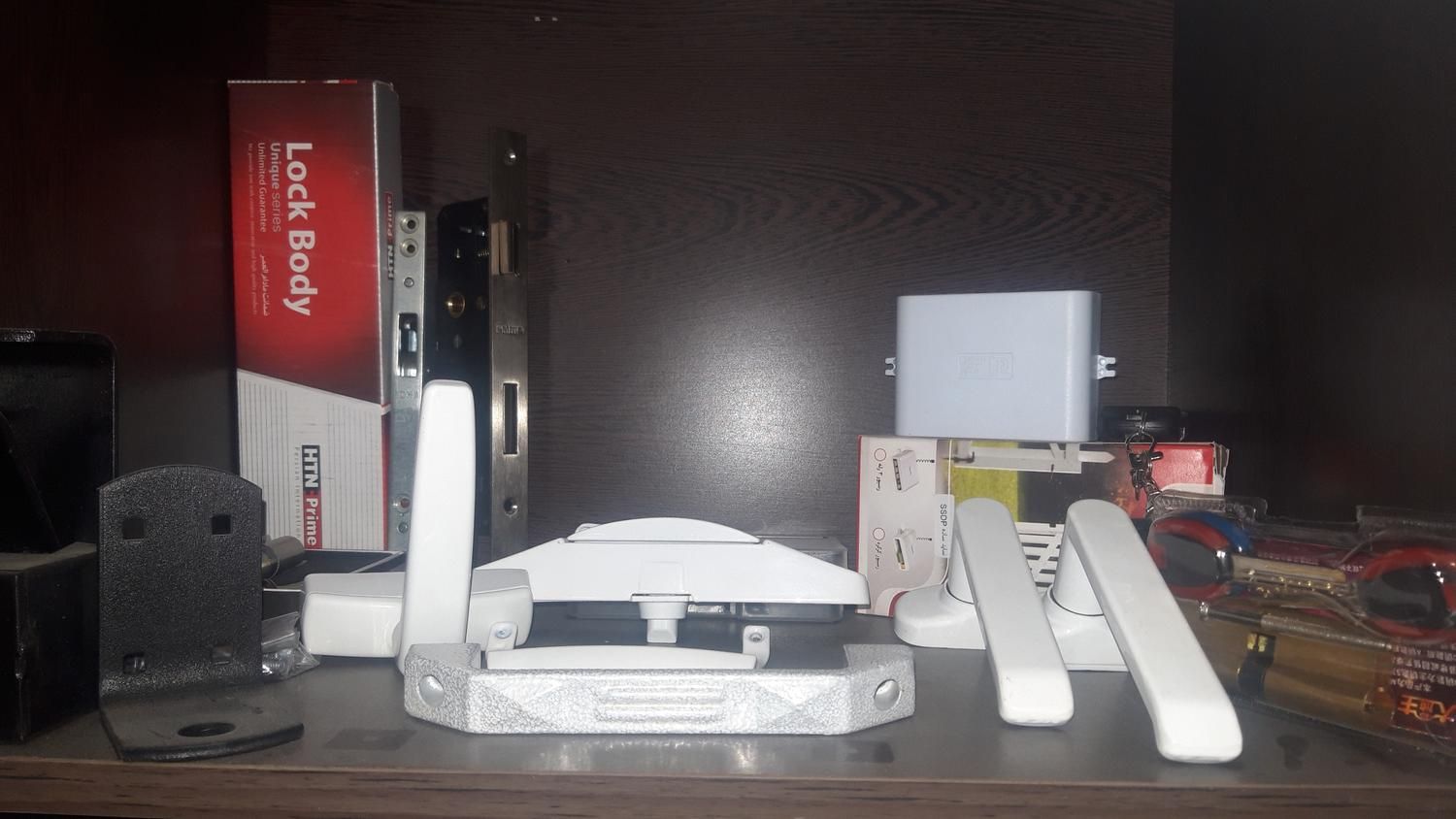 یراق درب کرکره برقی|مصالح و تجهیزات ساختمان|برخوار, |دیوار