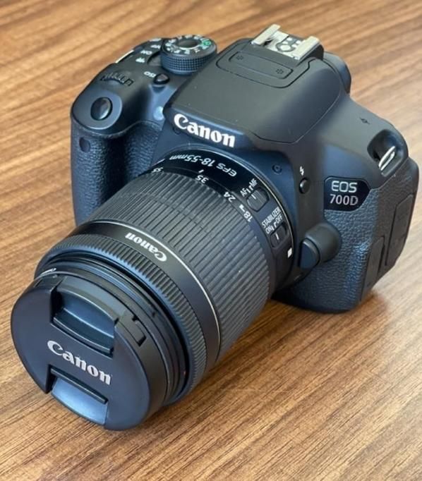 canon 700D کنون دوربین عکاسی|دوربین عکاسی و فیلم‌برداری|گلستان (تهران), |دیوار