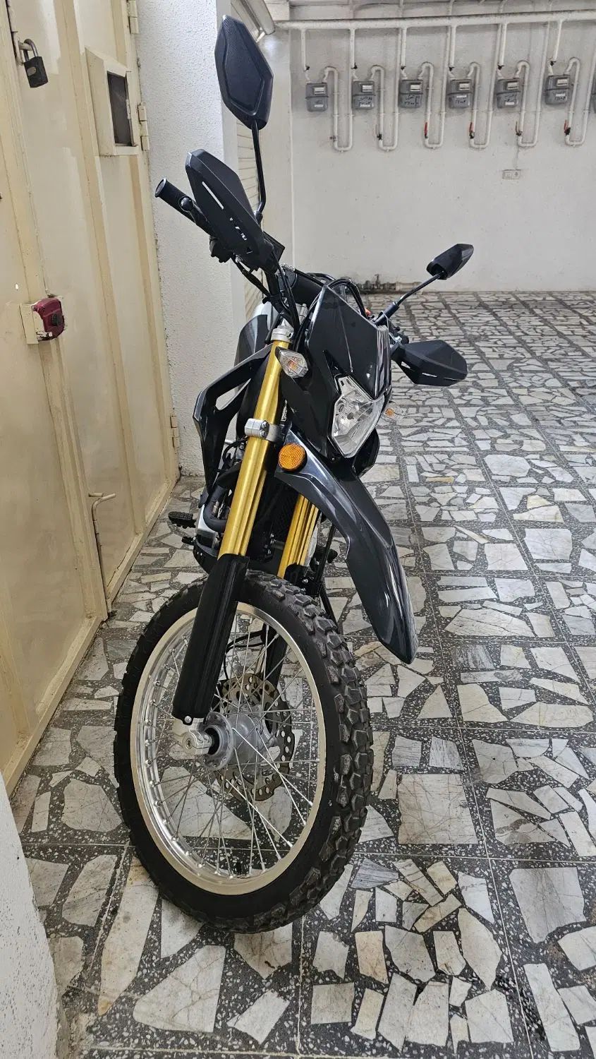 تریل باسل توسن ۲۵۰ اتاق CRF|موتورسیکلت|رشت, بازار|دیوار