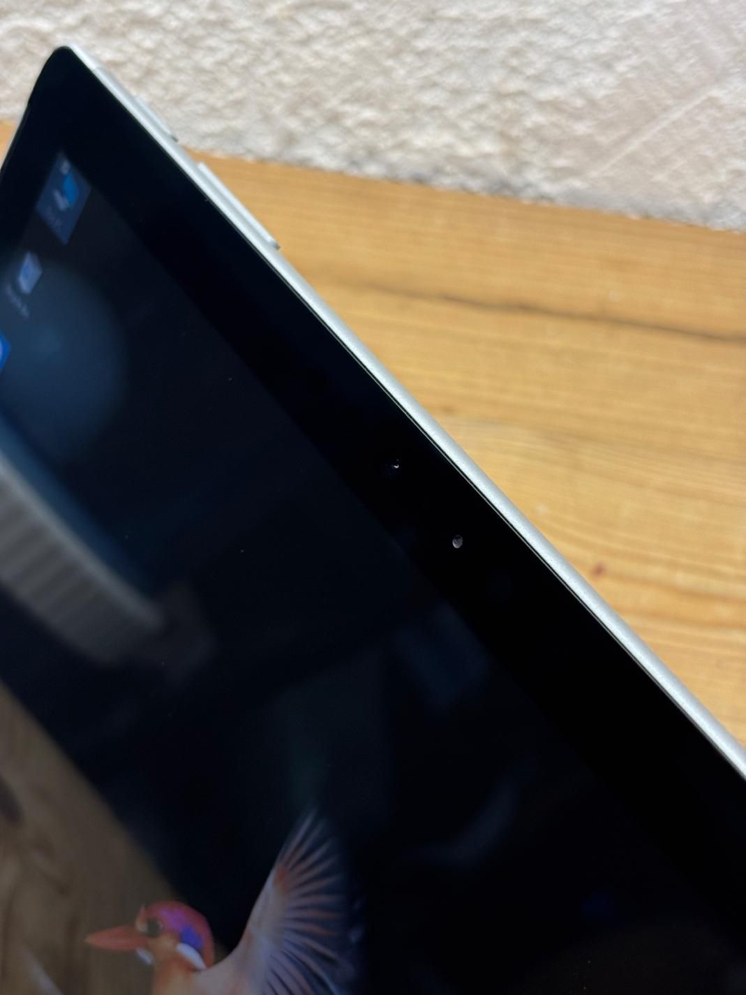 سرفیس گو Surface Go|تبلت|تهران, فلسطین (میدان انقلاب)|دیوار