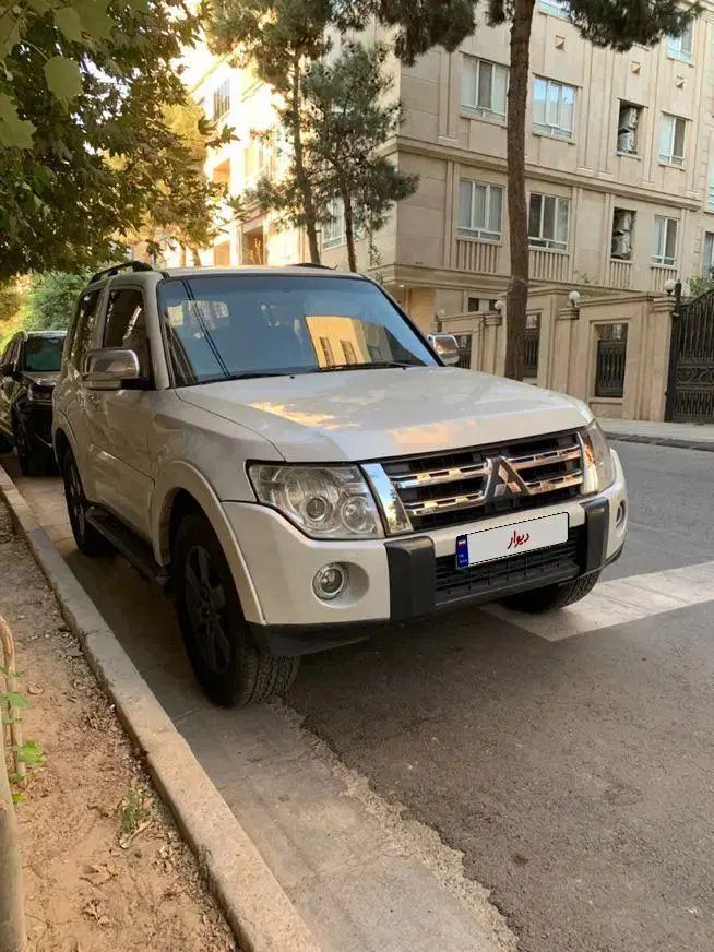 میتسوبیشی پاجیرو دو درب ۲۰۰۷ موتور ۳۸۰۰|خودرو سواری و وانت|تهران, بوستان چیتگر|دیوار