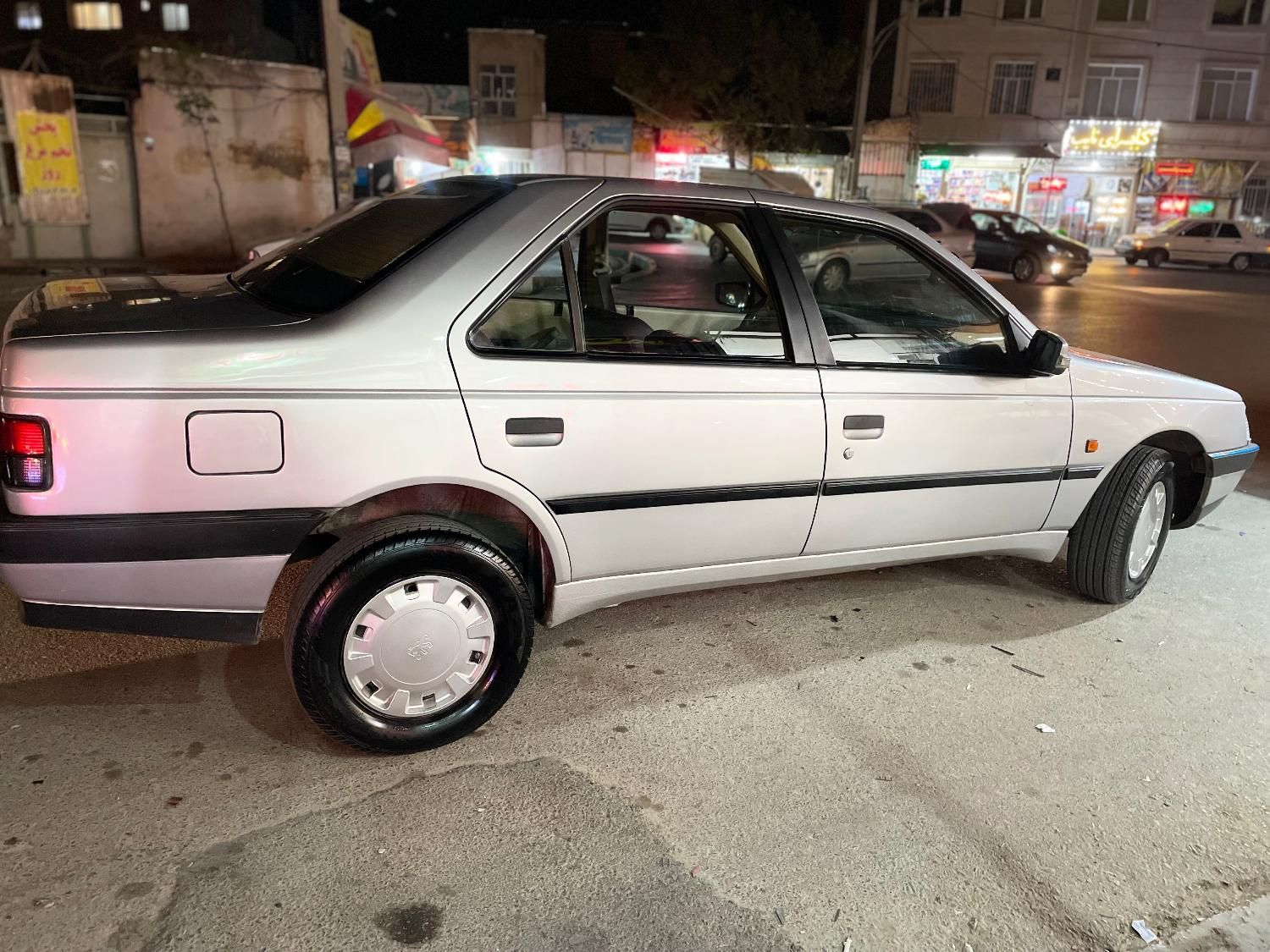 پژو 405 GLX بنزینی، مدل ۱۳۸۸|خودرو سواری و وانت|همدان, |دیوار