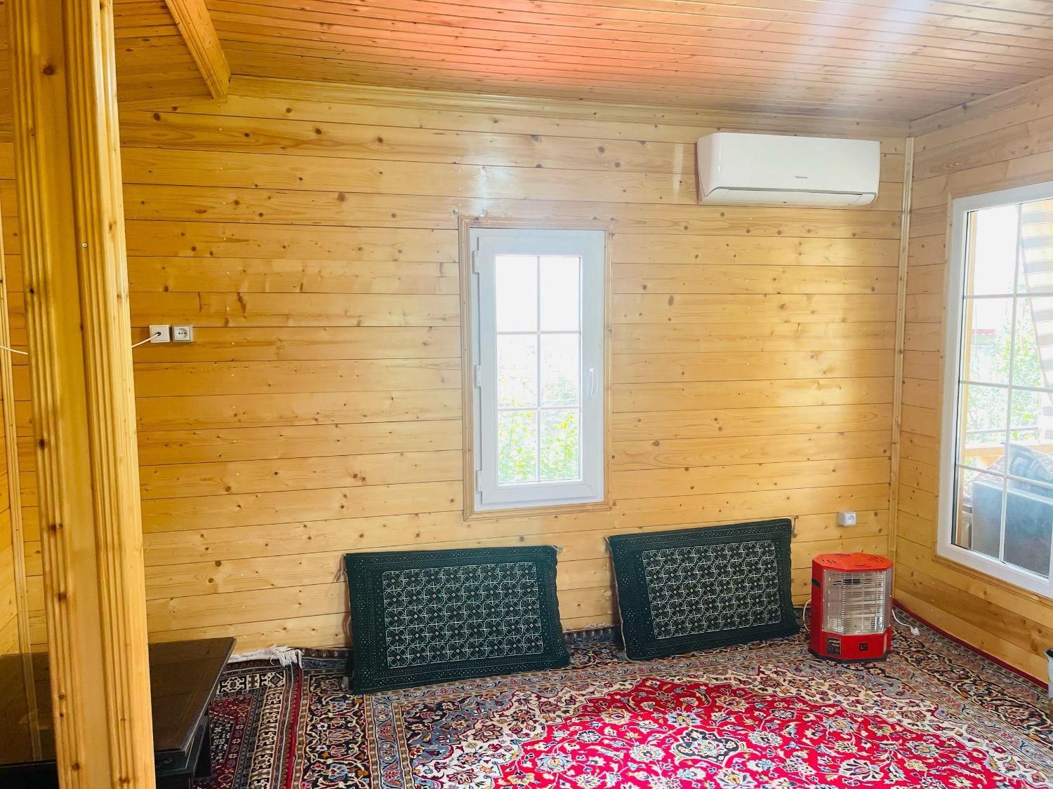 کلبه چوبی ۴ نفره|اجارهٔ کوتاه‌مدت ویلا و باغ|شاندرمن, |دیوار