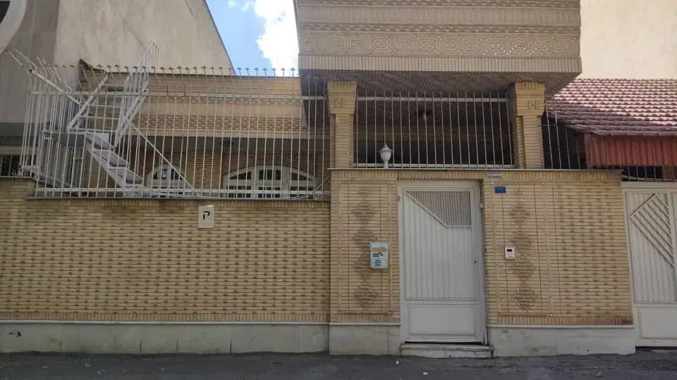 ویلایی گلبرگ  250 متری زیر 35 میلیارد منطقه یک|فروش زمین و ملک کلنگی|شیراز, فرهنگ شهر|دیوار