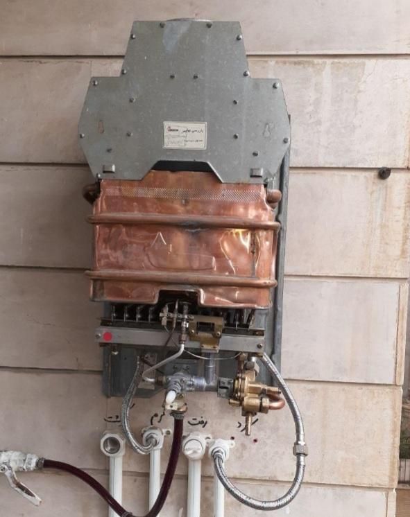 لوله کشی آب فاضلاب سرویس ابگرمکن وپمپ آب بخاری گاز|خدمات پیشه و مهارت|زاهدان, |دیوار