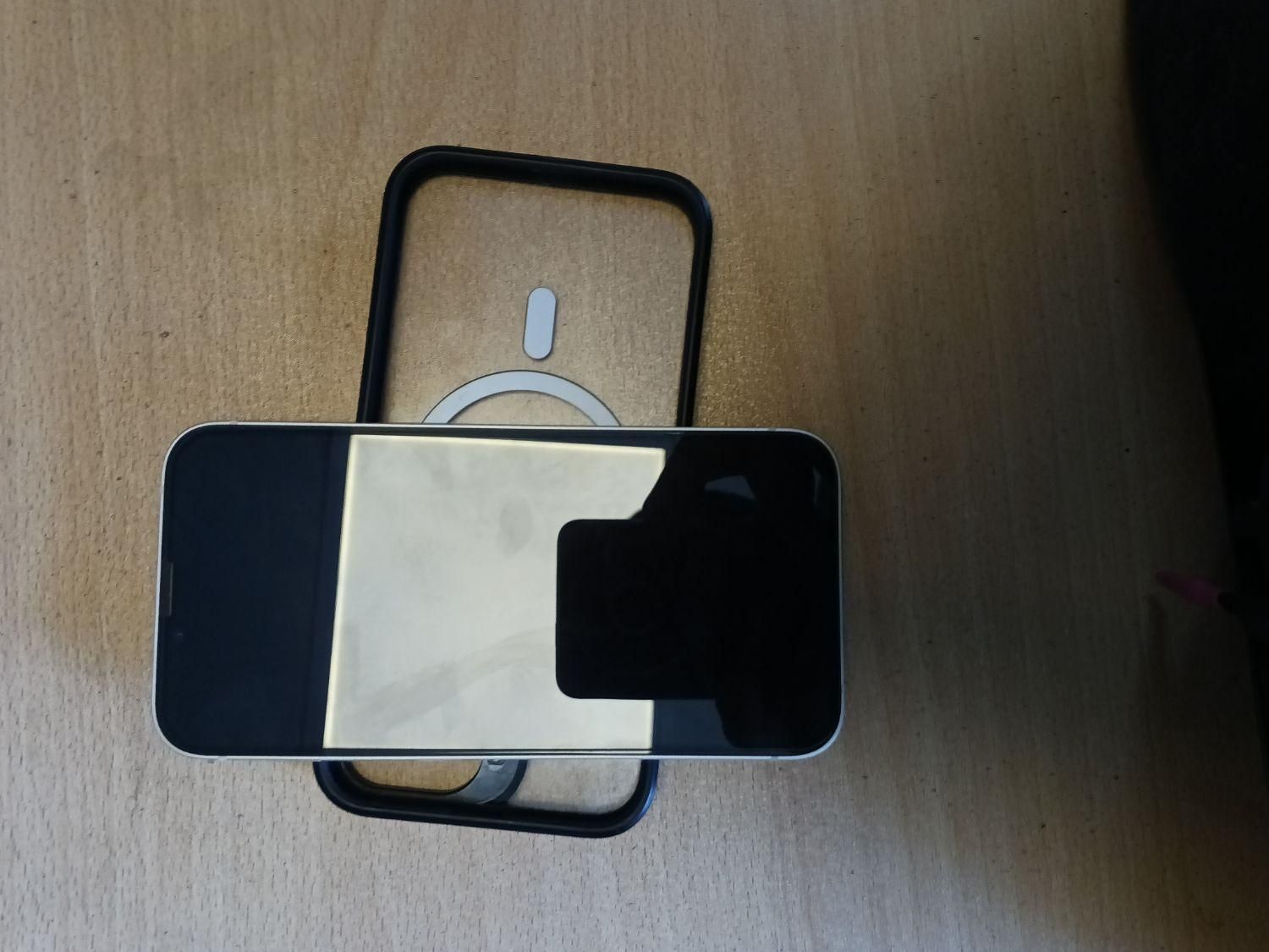 اپل iPhone 13 با حافظهٔ ۱۲۸ گیگابایت|موبایل|کرمان, |دیوار