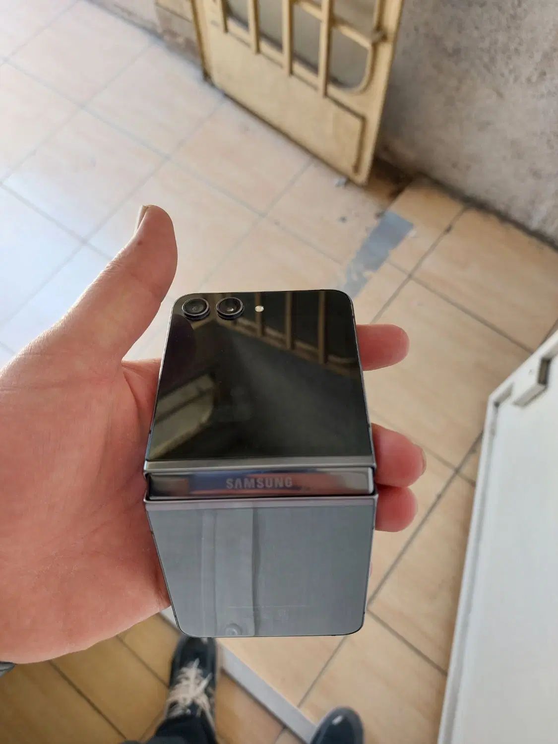 Galaxy z flip 5 256g|موبایل|اصفهان, احمدآباد|دیوار