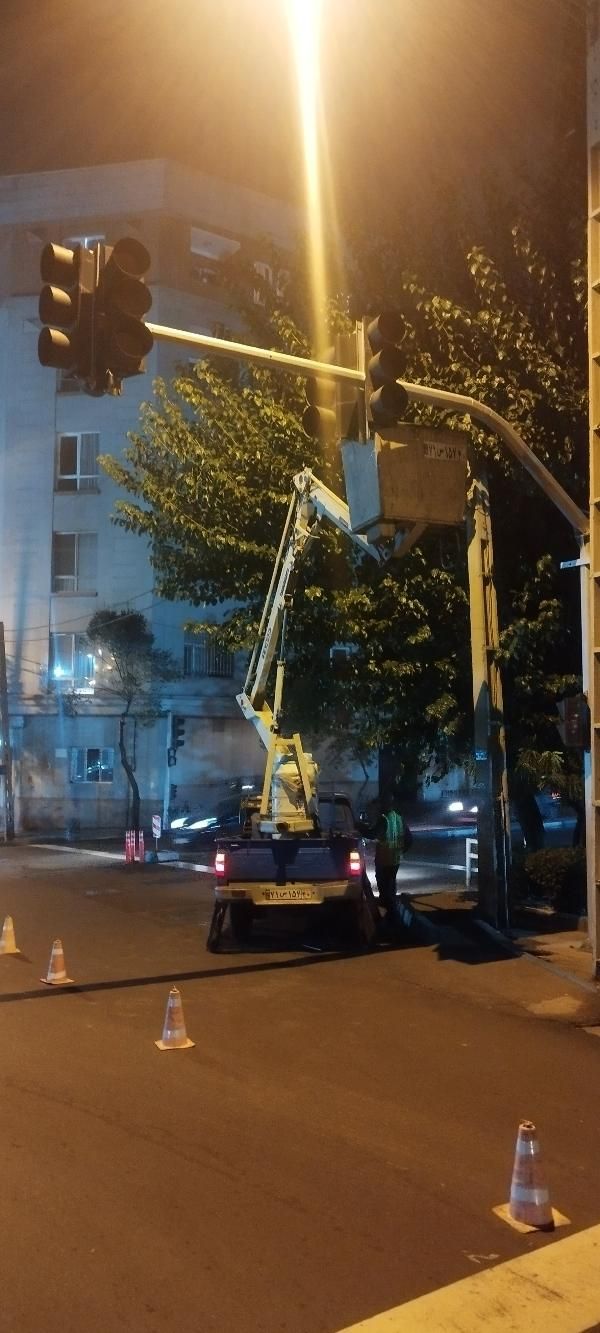 نیسان بالابر لجور جرثقیل نیسانی تلسکوپی سبد دار|خدمات حمل و نقل|تهران, نظامی گنجوی (توانیر)|دیوار