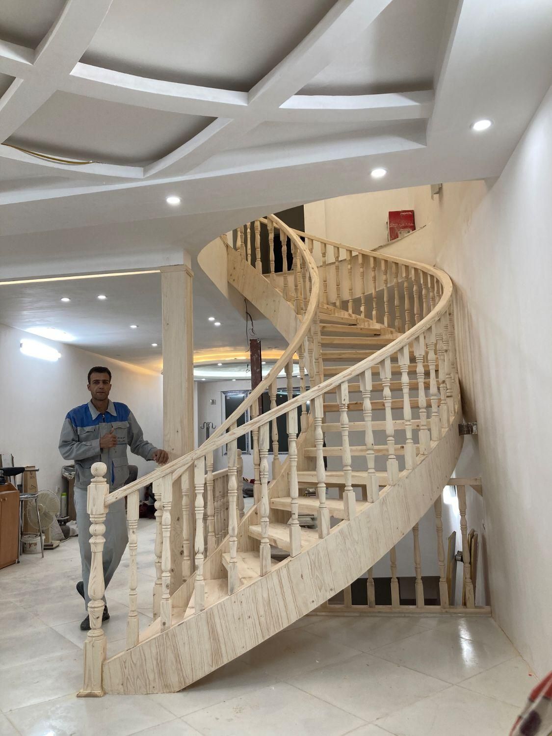 اجرای تخصصی انواع پله دوبلکس پیچ گرد ،نرده، کف پله|خدمات پیشه و مهارت|سبزوار, ابوریحان|دیوار