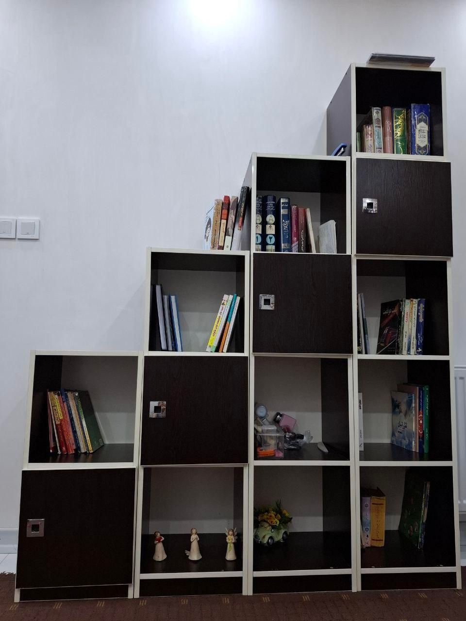 کتابخانه ۴تیکه مجزا از هم|کتابخانه، شلف، قفسه‌های دیواری|تهران, کیانشهر|دیوار