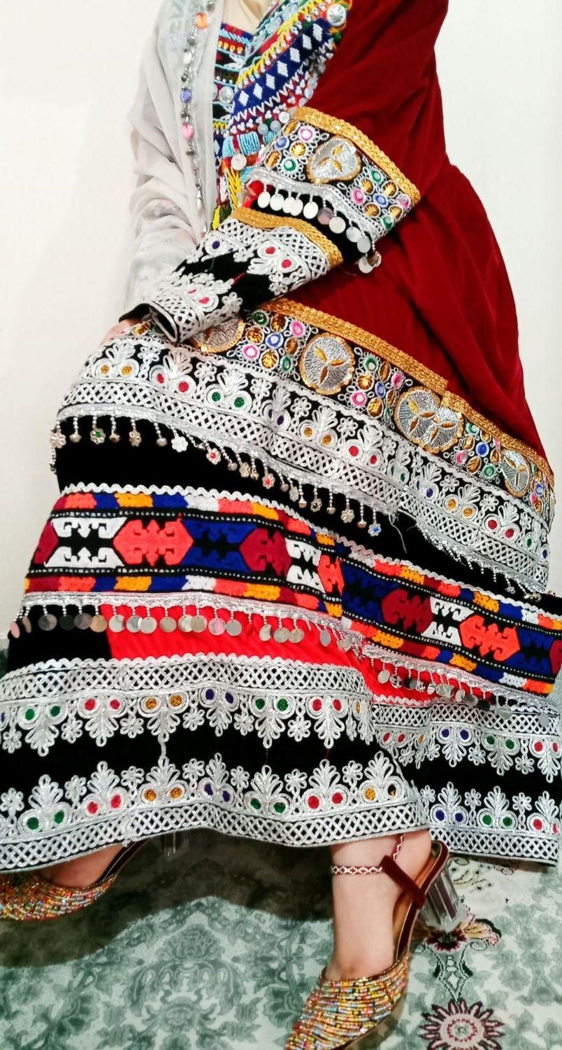 لباس گنده افغانی.|لباس|ری, |دیوار