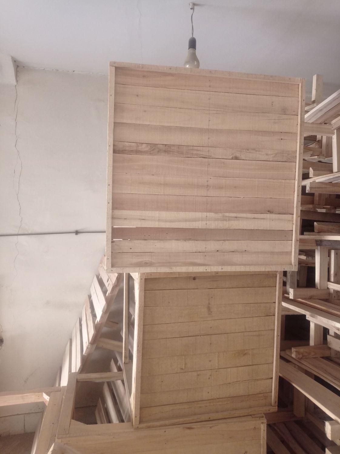 کفی تخت کرسی نردبان گردو تکان نجاری|تخت و سرویس خواب|همدان, |دیوار