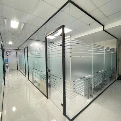 طراحی اجرا نصب شیشه سکوریت با خیال راحت بسپرب ما|مصالح و تجهیزات ساختمان|کرج, گوهردشت|دیوار