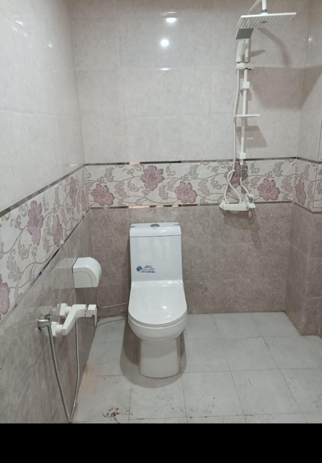 لوله کشی آب*فاضلاب*نصب پمپ*منبع*شیرآلات|خدمات پیشه و مهارت|شیراز, فضل‌آباد|دیوار