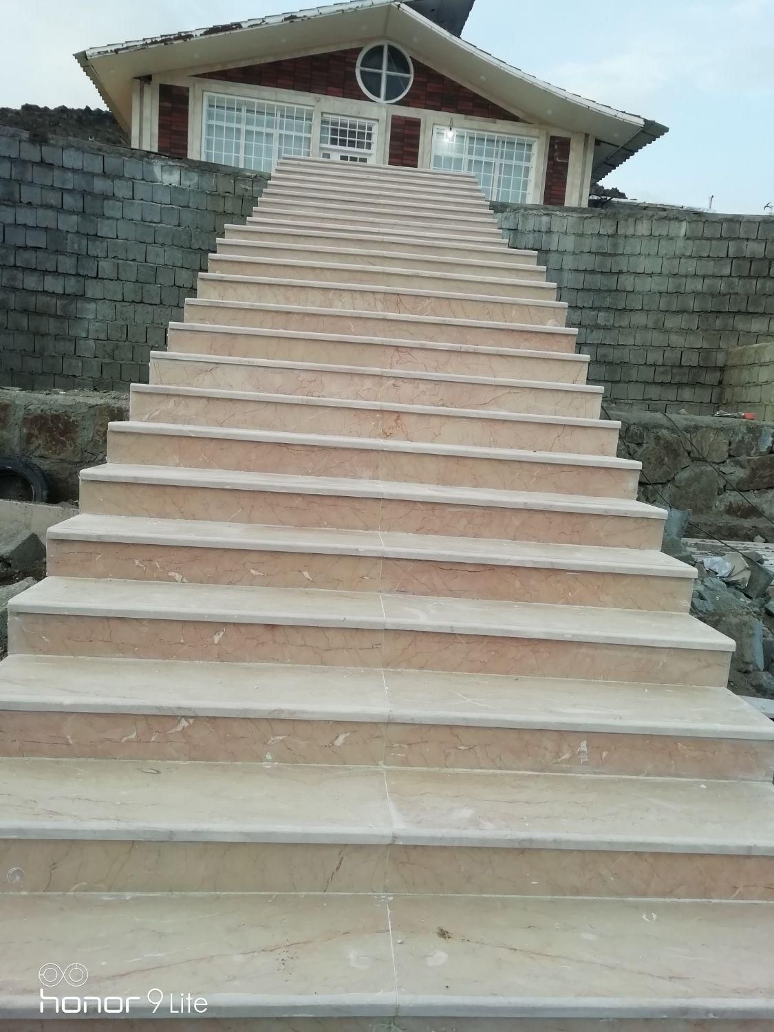 بنای کاشی و سرامیک و پله|خدمات پیشه و مهارت|جیرفت, |دیوار