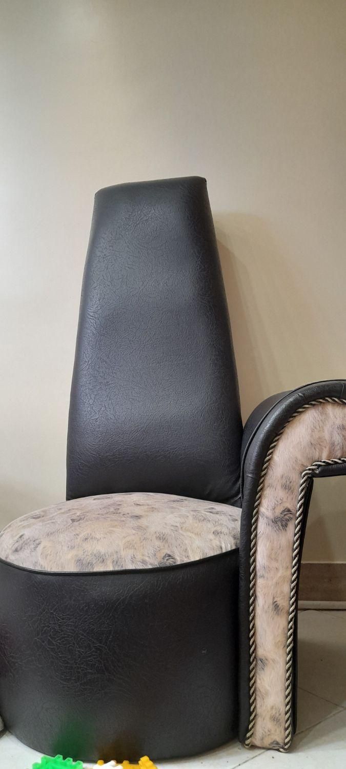 دو مبل تک نفره|مبلمان خانگی و میز عسلی|اسلام‌شهر, شهرک توحید|دیوار