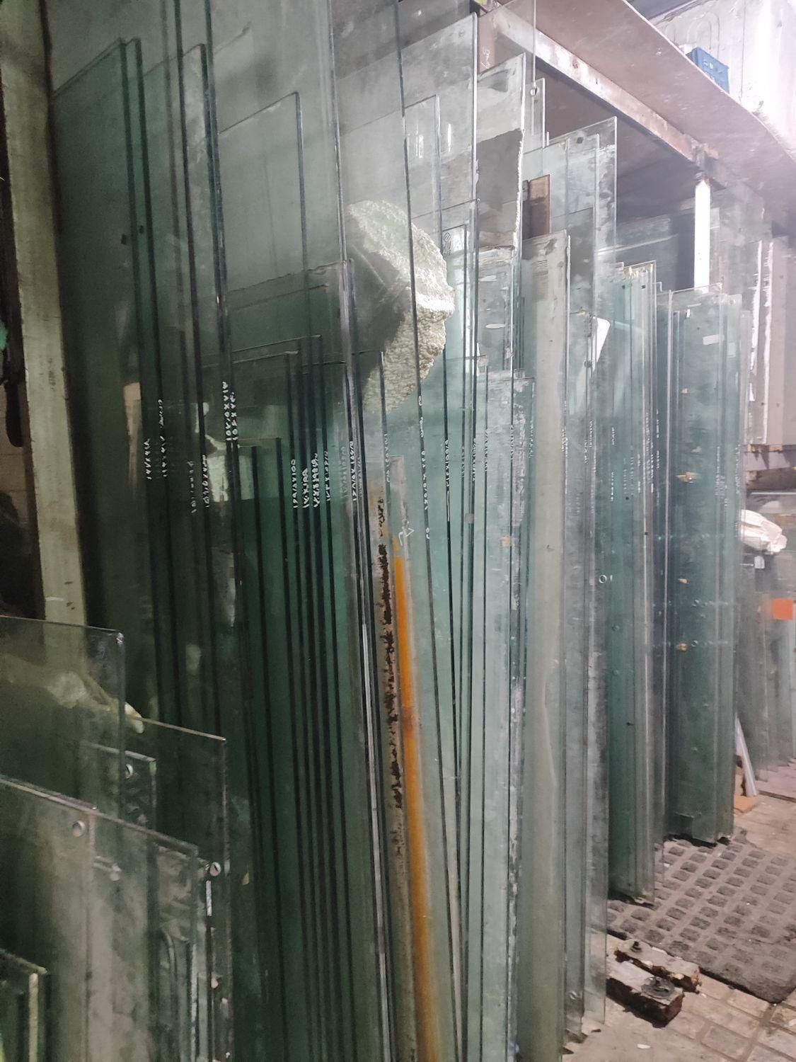 شیشه سکوریت علیزاده نو و دست دوم|خدمات پیشه و مهارت|مشهد, شهرک رازی (شهرک غرب)|دیوار