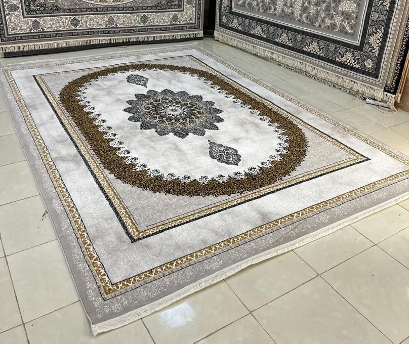 قالی.فرش.پنج و نیم.میلیون.۱۲متری|فرش|یزد, |دیوار