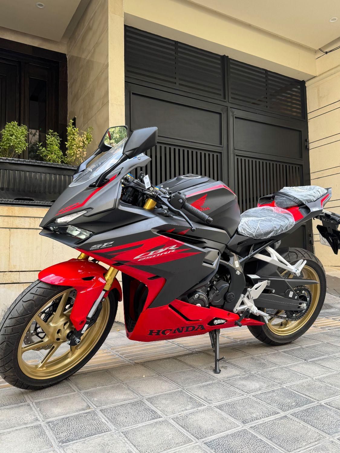 cbr250rr 1402صفر فول ۳۰۰ z mt r25 نینجا zx gts gtv|موتورسیکلت|تهران, نارمک|دیوار