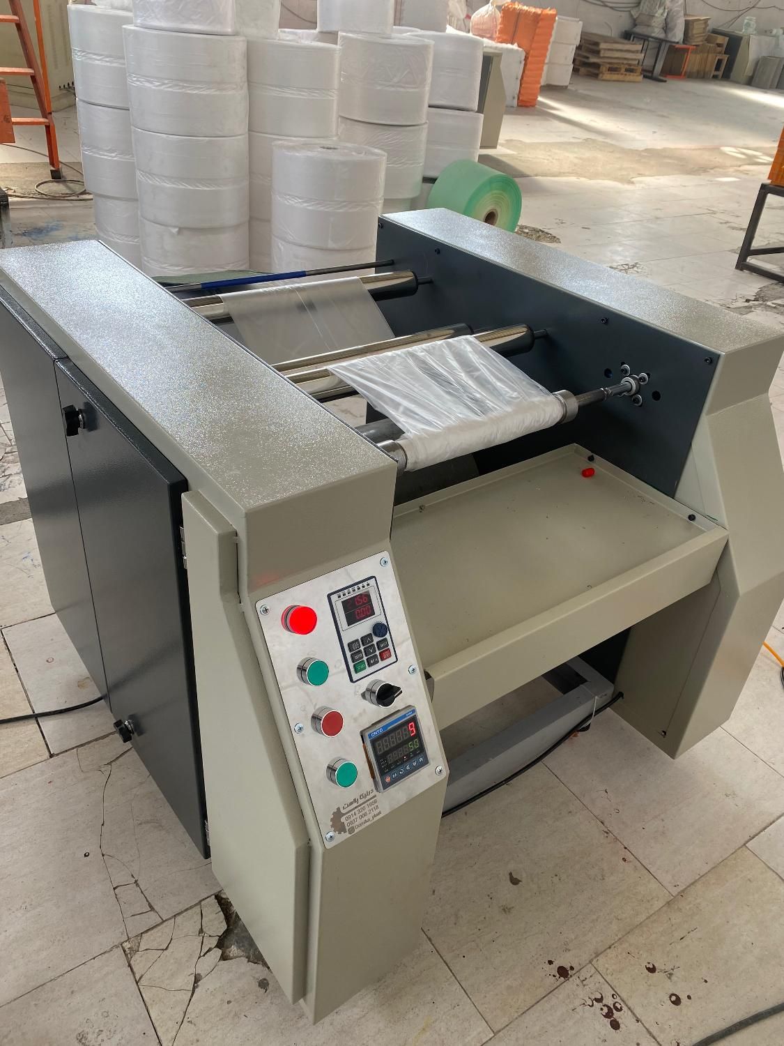 دستگاه رول سفره و فریزر خانگی|ماشین‌آلات صنعتی|ارومیه, |دیوار