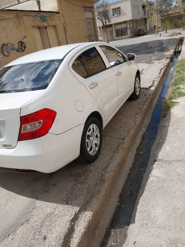 برلیانس H230 دنده‌ای، مدل ۱۳۹۶|خودرو سواری و وانت|شیراز, آزادی|دیوار