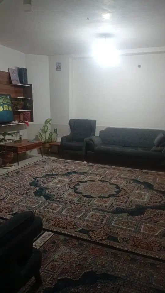 شهرک سامان خانه ویلایی طبقه بالا دو خواب|اجارهٔ خانه و ویلا|شیراز, حجت آباد|دیوار