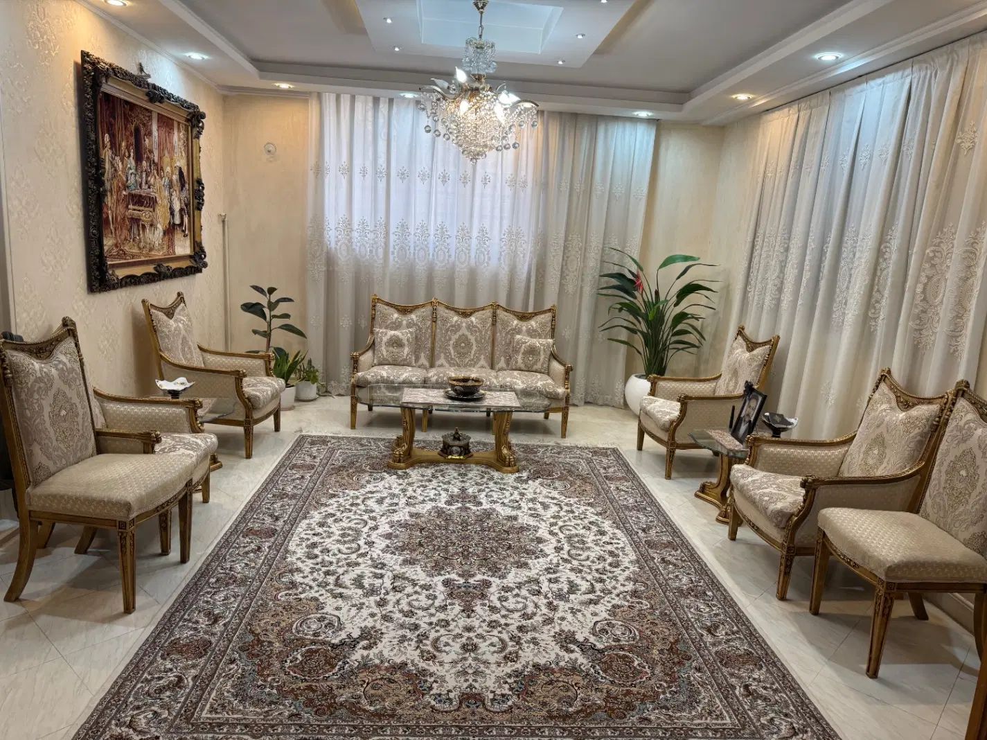 مبل کلاسیک ۹نفره و غذاخوری چوب راش لهستان|مبلمان خانگی و میز عسلی|ساوه, |دیوار
