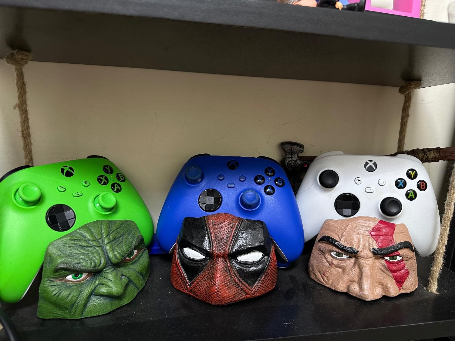 ۳ عدد دسته xbox seris x با استند|کنسول، بازی ویدئویی و آنلاین|تهران, کاظم‌آباد|دیوار